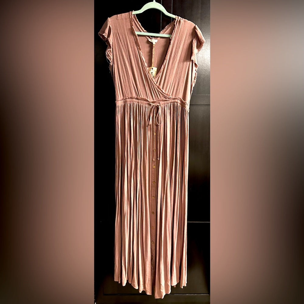 NWT Easel mauve dress size small
